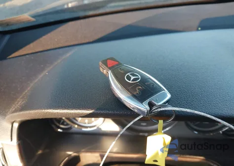 2013 Mercedes-Benz E 350 4Matic из США, поврежденный, VIN WDDHF8JB1DA715083